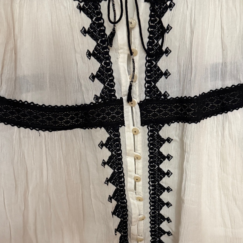 Free People Cream Tunic with Black Lace Trim - Picture 3 of 6